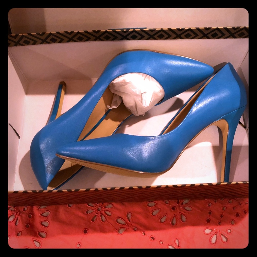 Brand new heels Charles David